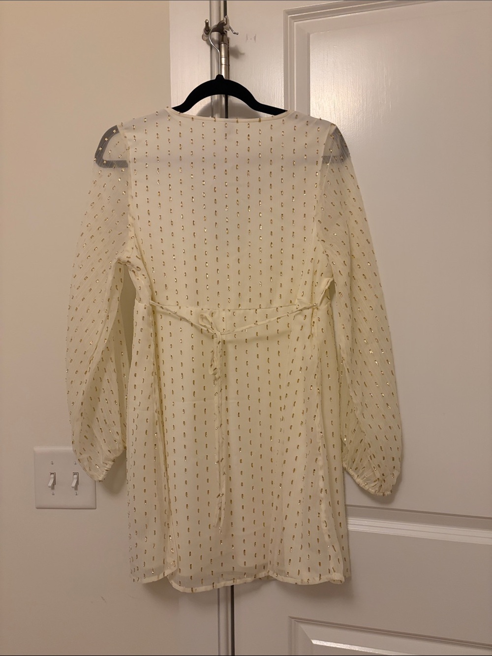 NWT Old Navy Cream V-Neck Sheer Long Sleeve dress with gold dots - Picture 4 of 4
